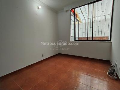 Apartamento de 3 alcobas en venta en Ciudad Kenedy, Bogotá, 59 m² · foto 8 de 20