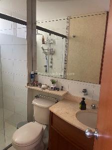Apartamento de 3 alcobas en venta en Ciudad Salitre Sur Oriental, Bogotá, 87 m² · foto 4 de 18