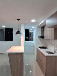 Apartamento de 2 alcobas en venta en Calazan, Medellín, 48 m² · foto 2 de 19