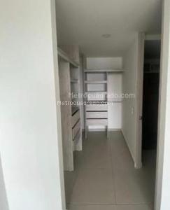 Apartamento de 2 alcobas en venta en Milla De Oro, Ibagué, 92 m² · foto 7 de 15