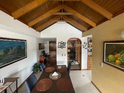 Apartamento de 3 alcobas en venta en Niza Sur Antigua, Bogotá, 92 m² · foto 2 de 11