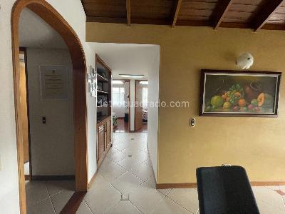 Apartamento de 3 alcobas en venta en Niza Sur Antigua, Bogotá, 92 m² · foto 3 de 11