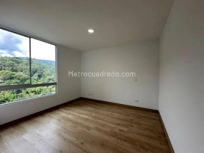 Apartamento en venta en Los Colores, Medellín · foto 15 de 19