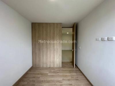 Apartamento en venta en Los Colores, Medellín · foto 16 de 19
