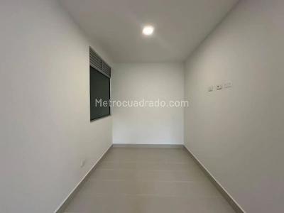 Apartamento en venta en Los Colores, Medellín · foto 5 de 19