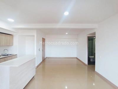 Apartamento en venta en Calasanz, Medellín · foto 2 de 16