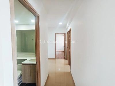 Apartamento en venta en Calasanz, Medellín · foto 8 de 16