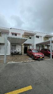 Casa de 4 alcobas en venta en Avenida Centenario, Armenia, 135 m² · foto 2 de 17