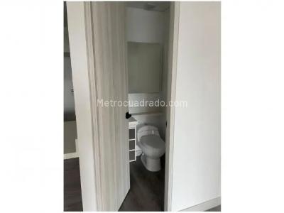 Apartamento en venta en Los Naranjos, Medellín · foto 3 de 10
