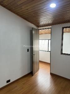 Apartamento de 4 alcobas en venta en Las Orquideas Norte, Bogotá, 125 m² · foto 11 de 16