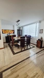 Apartamento de 3 alcobas en venta en Santa Paula Molinos Norte, Bogotá, 118 m² · foto 3 de 20
