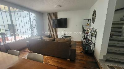 Casa de 5 alcobas en venta en Sosiego Sur, Bogotá, 241 m² · foto 5 de 19
