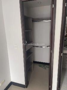 Apartamento de 3 alcobas en venta en Sector Balverde, Bello, 54 m² · foto 5 de 16