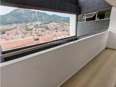 Apartamento de 3 alcobas en venta en Andalucia, Bello, 87 m² · foto 3 de 16