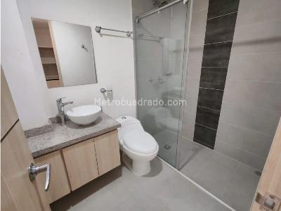 Apartamento de 3 alcobas en venta en Andalucia, Bello, 87 m² · foto 10 de 16