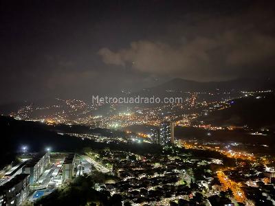 Apartamento de 3 alcobas en venta en Amazonia, Bello, 90 m² · foto 12 de 13
