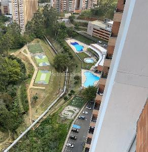 Apartamento de 3 alcobas en venta en Amazonia, Bello, 90 m² · foto 13 de 13
