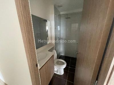 Apartamento de 3 alcobas en venta en Amazonia, Bello, 90 m² · foto 7 de 13