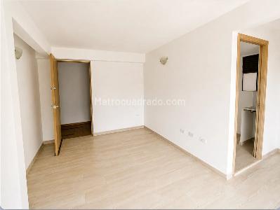Apartamento de 3 alcobas en venta en Zona Industrial 1, Bello, 58 m² · foto 5 de 12