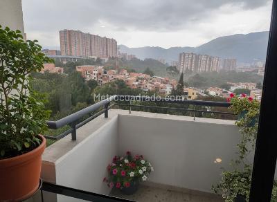 Apartamento de 3 alcobas en venta en Urbanizacion Palmacia, Bello, 62 m² · foto 12 de 13