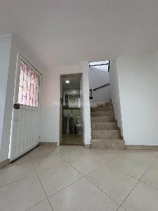 Casa en venta en Alamos Norte, Bogotá · foto 6 de 13