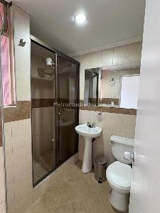 Casa en venta en Alamos Norte, Bogotá · foto 3 de 13