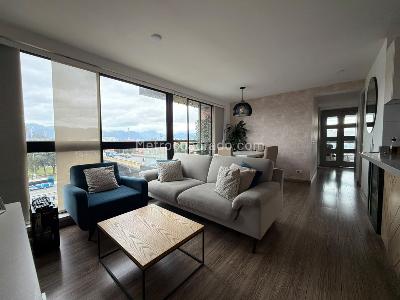 Apartamento en venta en Santa Maria Del Lago, Bogotá · foto 2 de 15