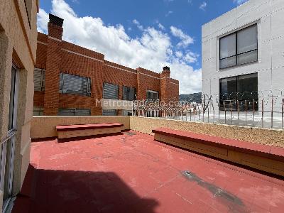 Apartamento en venta en Chico San Patricio, Bogotá · foto 3 de 20