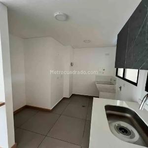 Apartamento de 3 alcobas en venta en Mejia Robledo, Pereira, 85 m² · foto 4 de 11