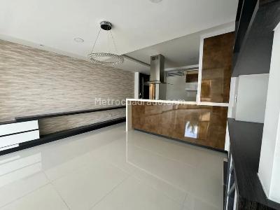 Apartamento en venta en Pinares, Pereira · foto 3 de 16