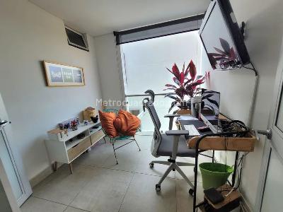 Apartamento de 4 alcobas en venta en Ciudad Jardin, Cali, 150 m² · foto 3 de 14