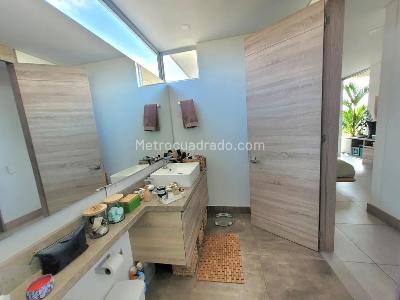 Apartamento de 4 alcobas en venta en Ciudad Jardin, Cali, 150 m² · foto 8 de 14