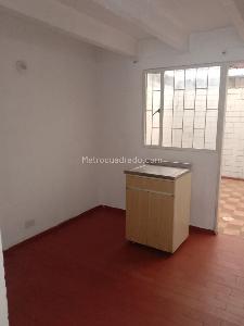 Casa de 4 alcobas en venta en Villas De Granada, Bogotá, 45 m² · foto 12 de 14