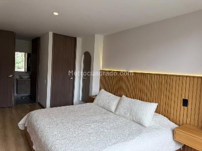 Apartamento en venta en Loma Del Escobero, Envigado · foto 14 de 16