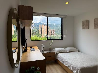 Apartamento en venta en Loma Del Escobero, Envigado · foto 9 de 16