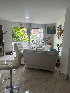Apartamento de 3 alcobas en venta en Florida Nueva, Medellín, 138 m² · foto 13 de 14