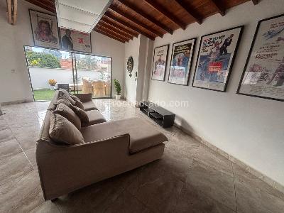 Apartamento de 3 alcobas en venta en Florida Nueva, Medellín, 138 m² · foto 4 de 14