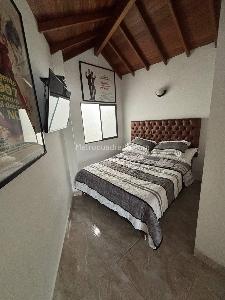 Apartamento de 3 alcobas en venta en Florida Nueva, Medellín, 138 m² · foto 8 de 14