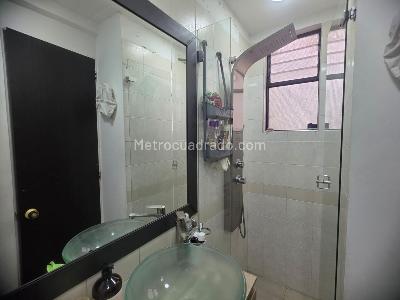 Apartamento en venta en Villas De Granada, Bogotá · foto 15 de 20