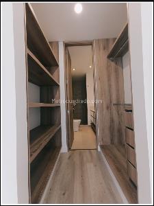 Apartamento de 2 alcobas en venta en Los Rosales Chico, Bogotá, 76 m² · foto 9 de 9