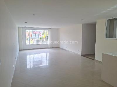Apartamento en venta en Alhambra, Bogotá · foto 2 de 17