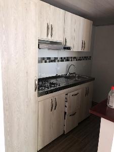 Apartamento de 3 alcobas en venta en Molinos Caracas, Bogotá, 41 m² · foto 2 de 11