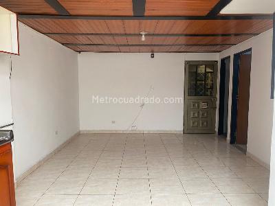 Casa de 5 alcobas en venta en Kennedy, Bogotá, 300 m² · foto 6 de 18
