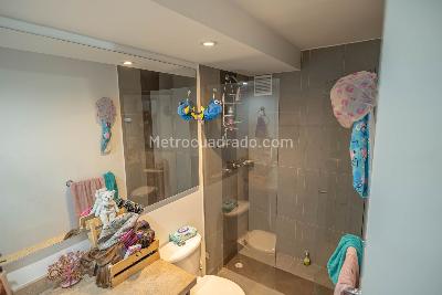 Apartamento de 3 alcobas en venta en San Cipriano Britalia, Bogotá, 72 m² · foto 15 de 16