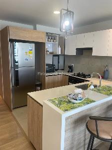 Apartamento en venta en Ciudad Salitre, Bogotá · foto 3 de 10