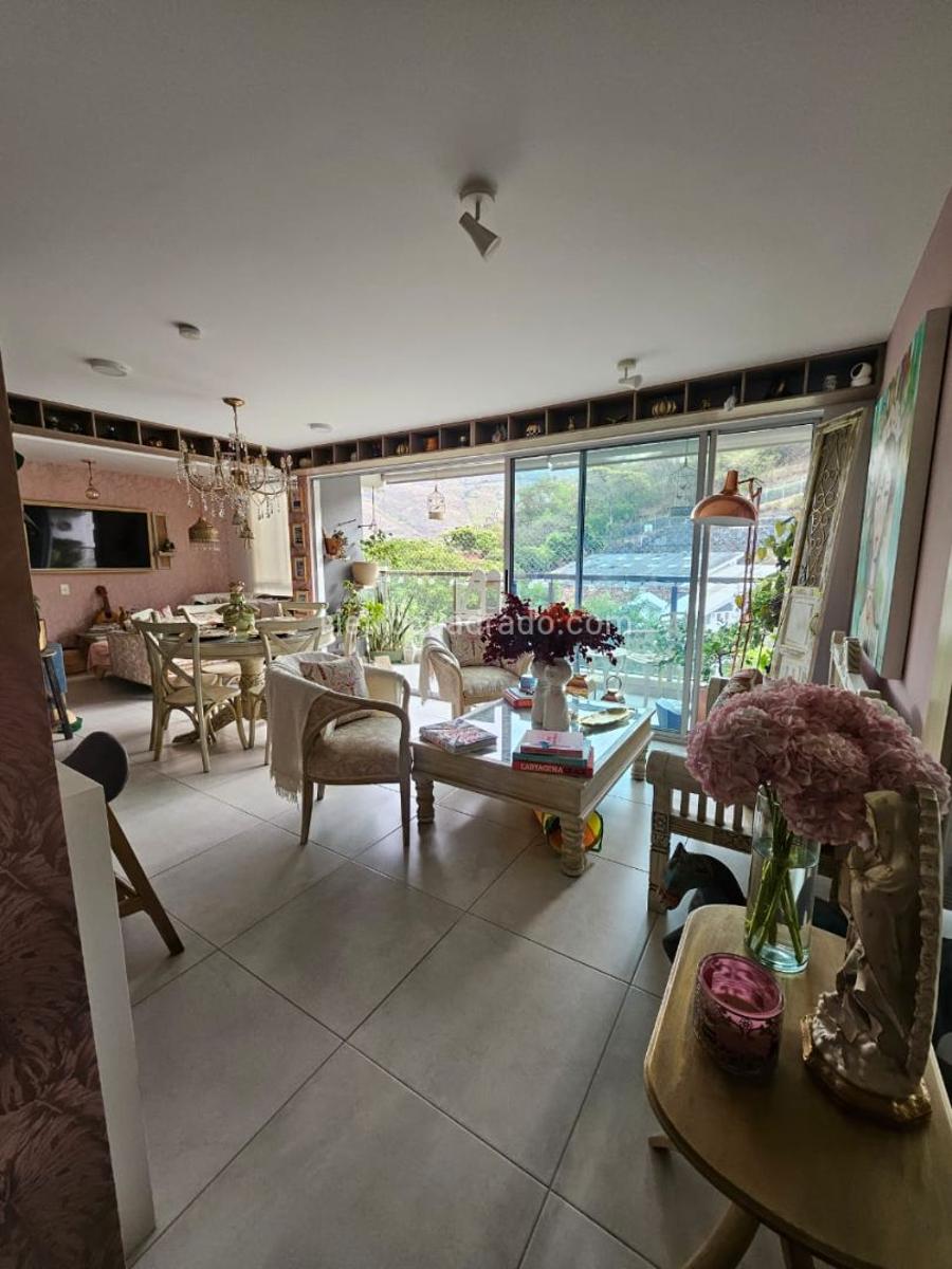 Apartamento de 2 habitaciones en venta en Menga Norte, Cali — imagen 1 de 20
