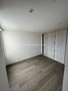 Apartamento de 3 alcobas en venta en Lusitania, Bogotá, 56 m² · foto 9 de 10