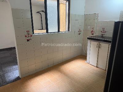 Casa de 3 alcobas en venta en Jordan, Ibagué, 198 m² · foto 3 de 20