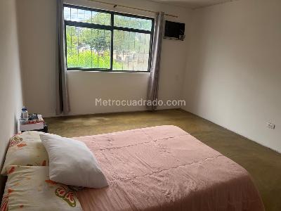Casa de 3 alcobas en venta en Jordan, Ibagué, 198 m² · foto 7 de 20