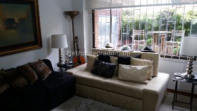 Apartamento de 3 alcobas en venta en Chico Parque De La 93, Bogotá, 147 m² · foto 10 de 17